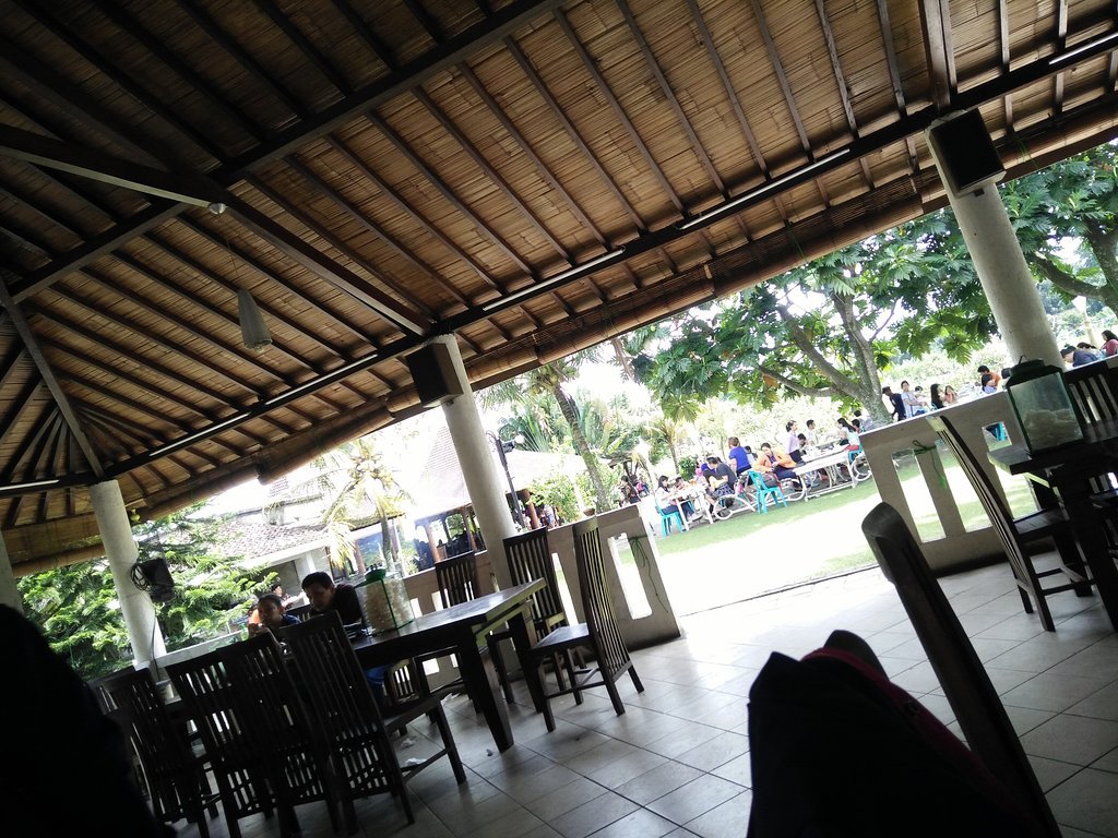 Warung Joglo Bu Rini